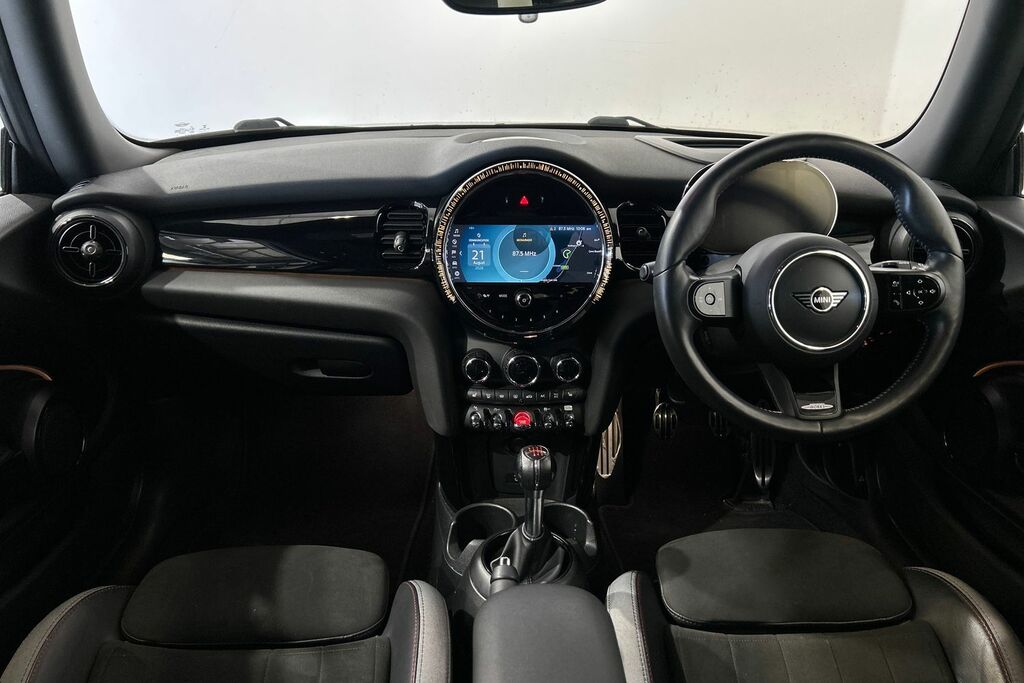 Mini Hatch John Cooper Works SV71XON Green #4