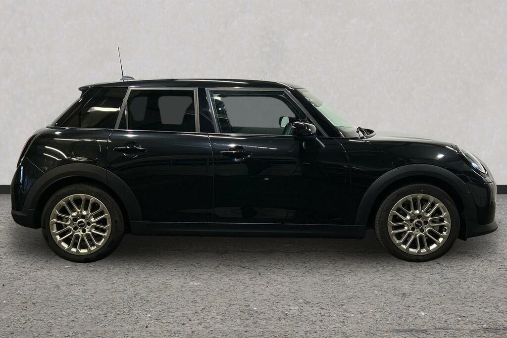Mini Hatch 1.5C Exclusive Steptronic Euro 6 Ss SW26FZZ Black #3