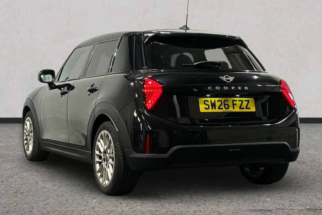 Mini Hatch 1.5C Exclusive Steptronic Euro 6 Ss SW26FZZ Black #2