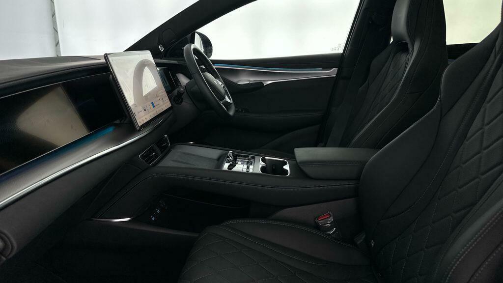 Byd Sealion 7 82.5Kwh Comfort Black #2
