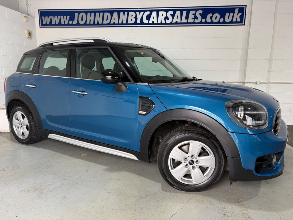Mini Countryman Cooper Blue