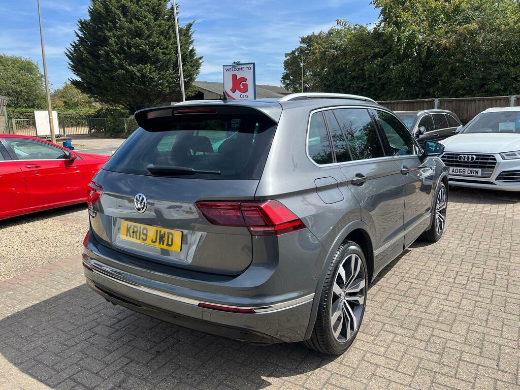 Volkswagen Tiguan 2.0 Tdi R-line Dsg Euro 6 S S KR19JWD Grey #2