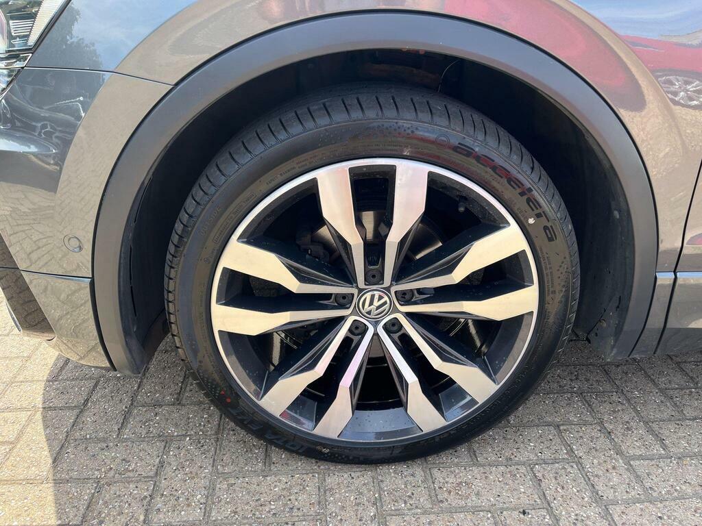 Volkswagen Tiguan 2.0 Tdi R-line Dsg Euro 6 S S KR19JWD Grey #4