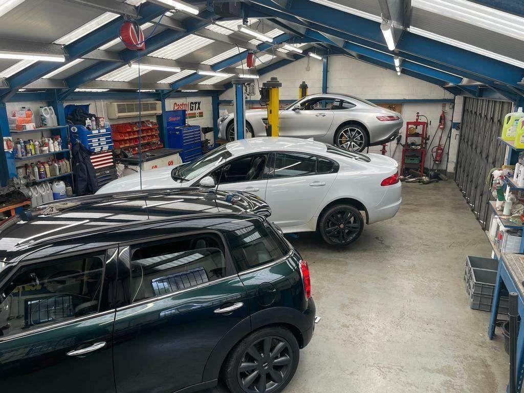 Mazda CX-3 2.0 Skyactiv-g Sport Nav Euro 6 S S White