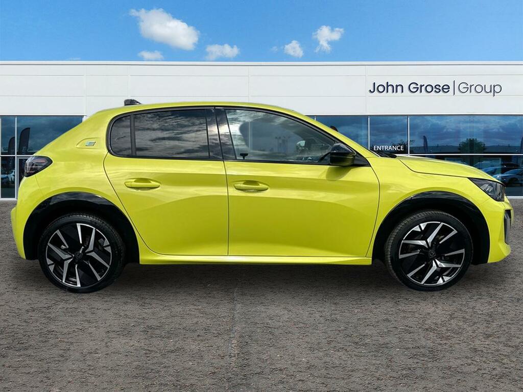 Peugeot e-208 115Kw Gt 51Kwh Hatchback AX73NKG Yellow #2