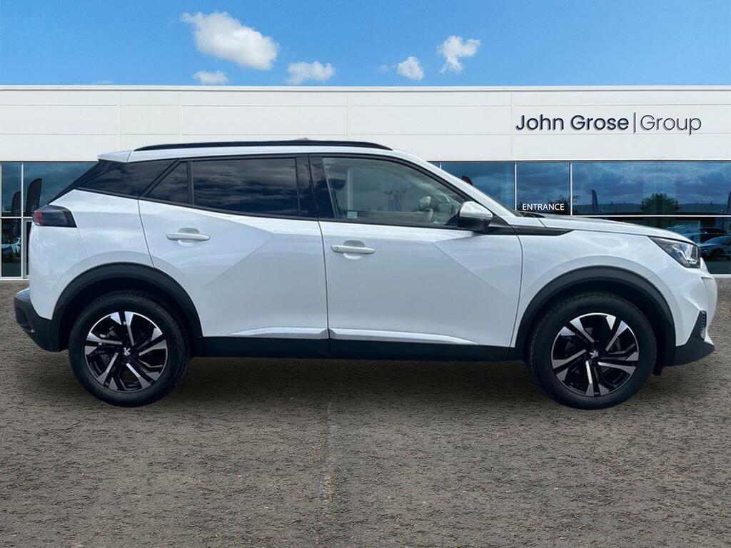 Peugeot 2008 1.2 Puretech 130 Allure Eat8 Estate White #2