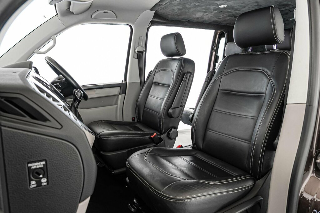 Volkswagen Transporter 2.0 Tdi T32 Bluemotion Tech Highline Kombi Double Brown #4