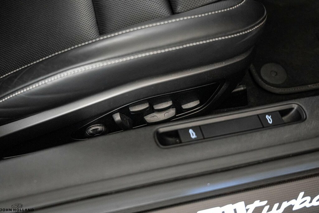 Porsche 911 3.0T 992 Carrera Pdk Euro 6 Ss 202121 Black #27
