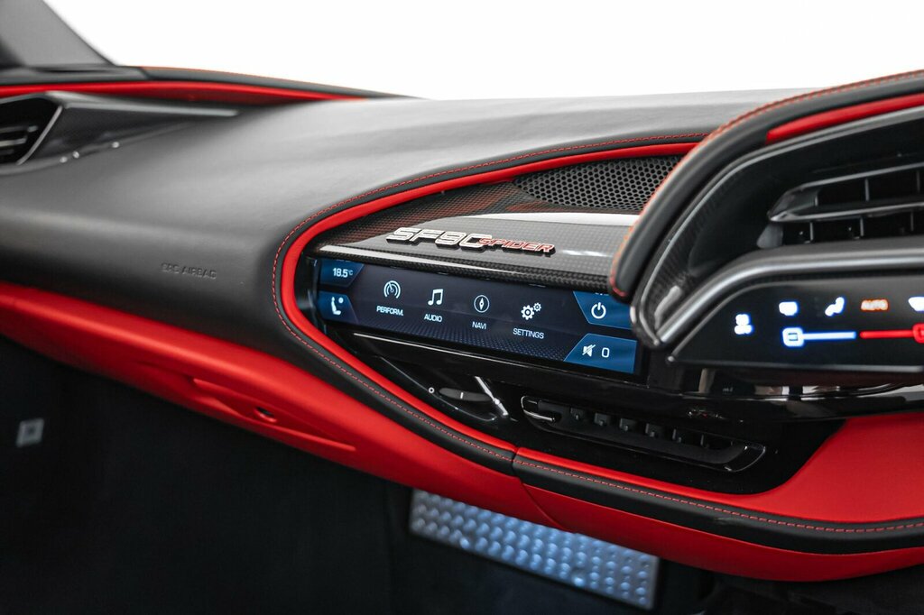 Ferrari Sf90 Spider 4.0T V8 7.9Kwh F1 Dct 4Wd Euro 6 Ss  #40