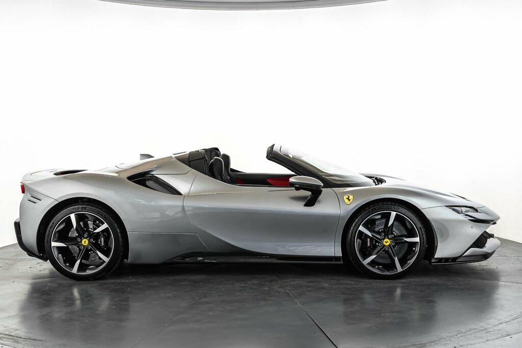 Ferrari Sf90 Spider 4.0T V8 7.9Kwh F1 Dct 4Wd Euro 6 Ss  #11
