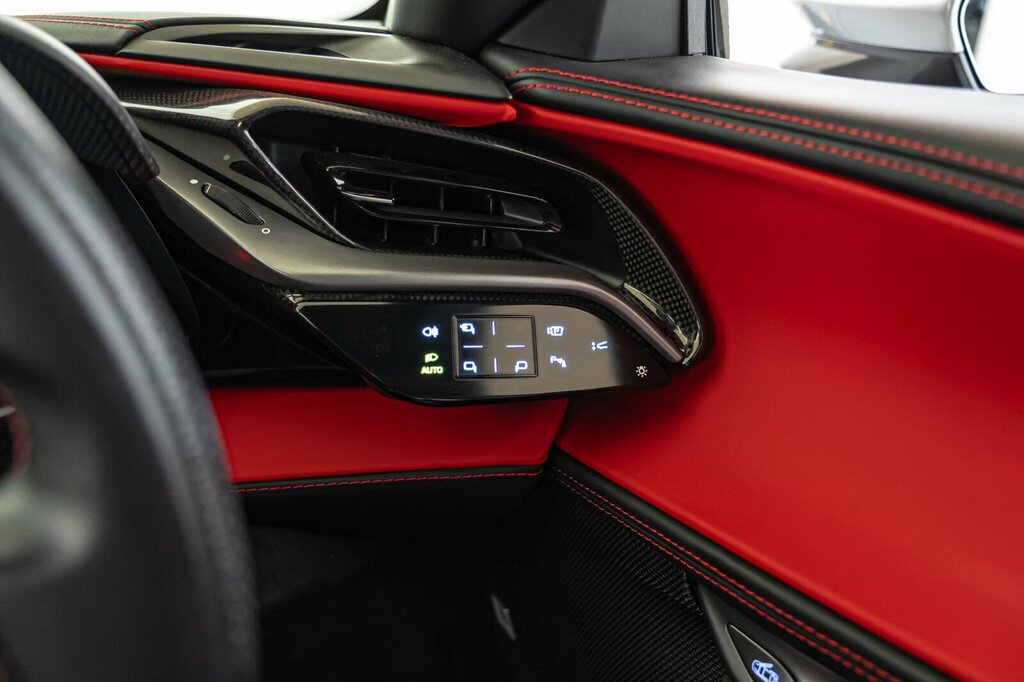 Ferrari Sf90 Spider 4.0T V8 7.9Kwh F1 Dct 4Wd Euro 6 Ss  #50