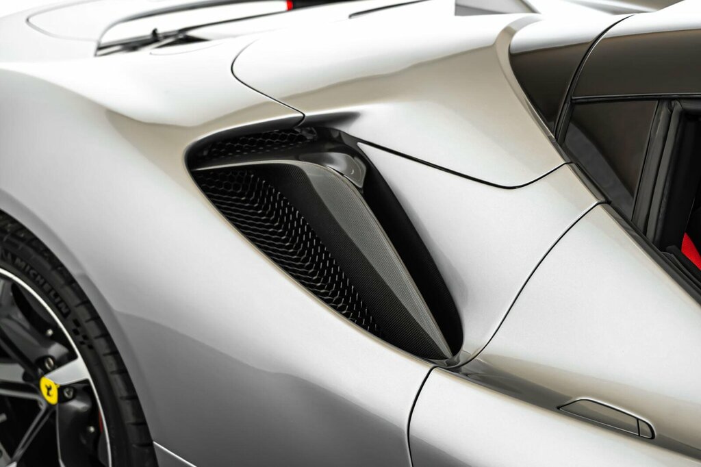 Ferrari Sf90 Spider 4.0T V8 7.9Kwh F1 Dct 4Wd Euro 6 Ss  #20