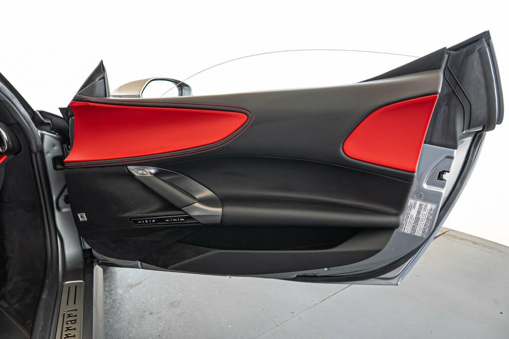 Ferrari Sf90 Spider 4.0T V8 7.9Kwh F1 Dct 4Wd Euro 6 Ss  #53
