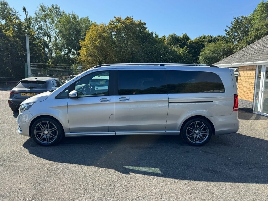 Mercedes-Benz V Class 2L Amg Line Silver #6