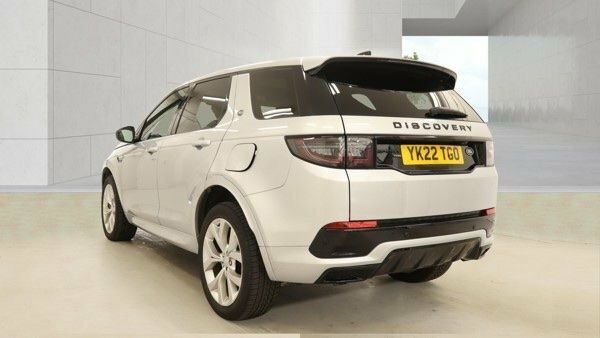 Land Rover Discovery Sport P300e 12.2Kwh Urban Edition Silver #3
