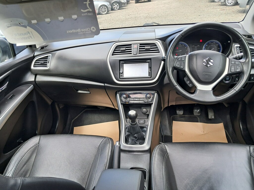 Suzuki SX4 S Cross S-cross Sz4 Ddis White #16