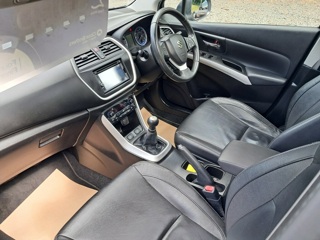 Suzuki SX4 S Cross S-cross Sz4 Ddis White #20