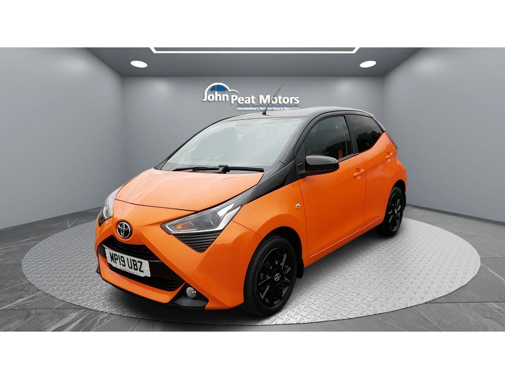 Toyota Aygo Vvt-i X-cite MP19UBZ Orange