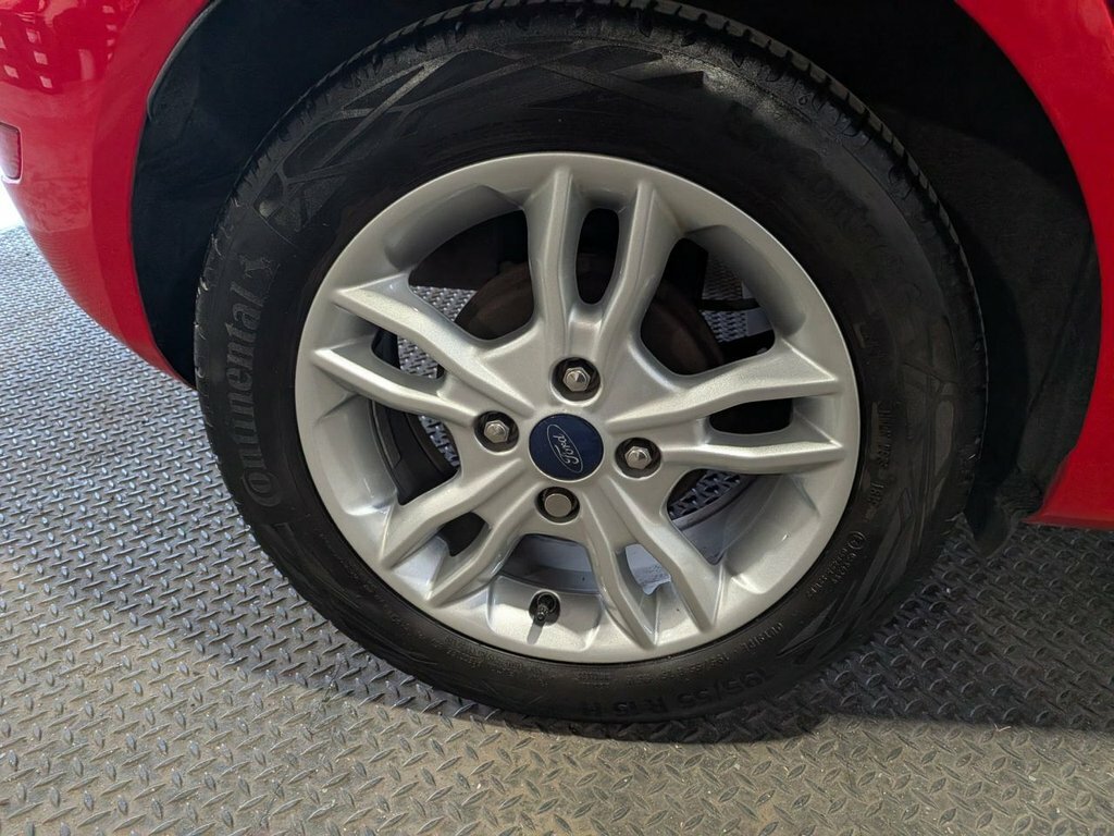 Ford Fiesta 1L Zetec Red #6