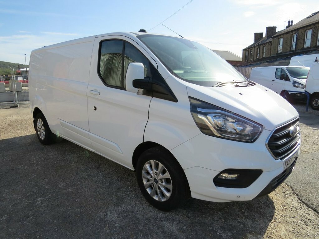 Ford Transit Custom 2L Limited White