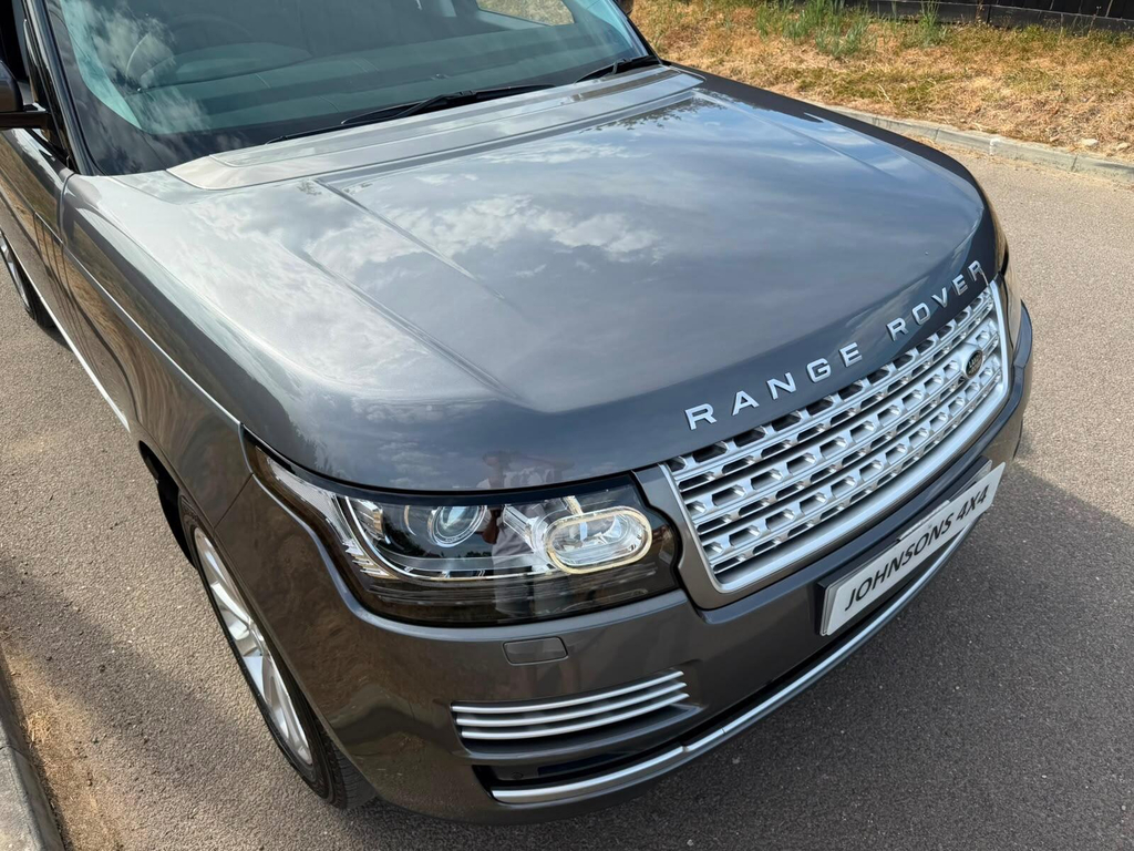 Land Rover Range Rover 3.0 Tdv6 258Hp Vogue White #7