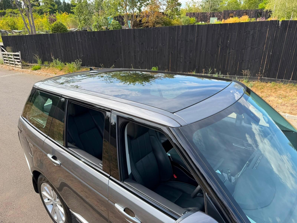 Land Rover Range Rover 3.0 Tdv6 258Hp Vogue White #54