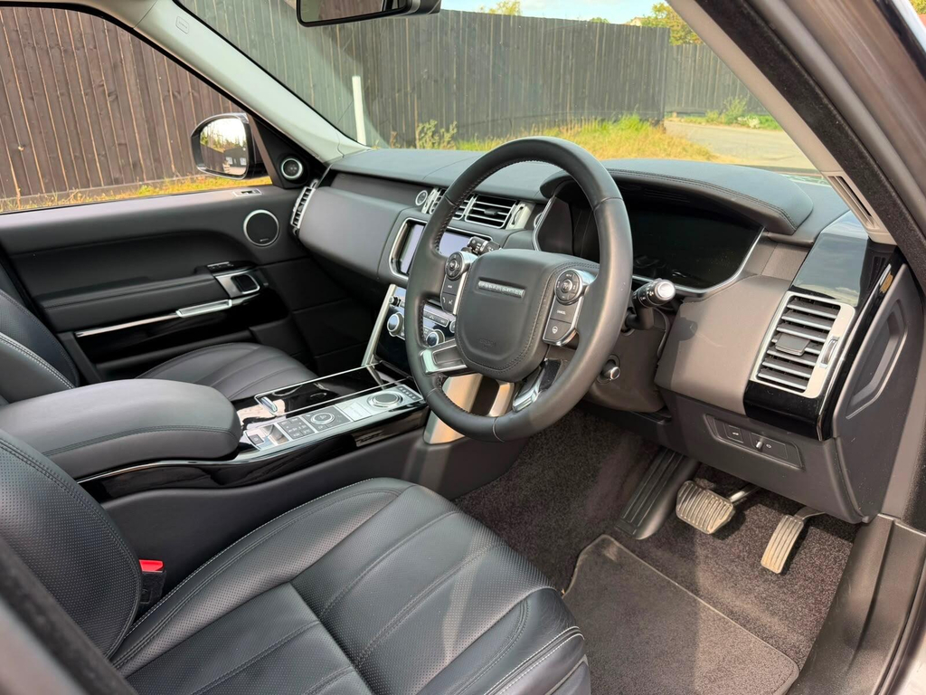 Land Rover Range Rover 3.0 Tdv6 258Hp Vogue White #14