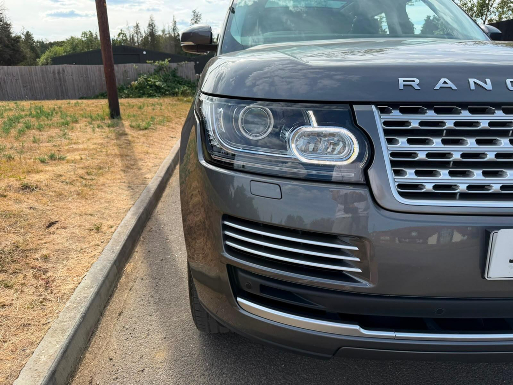 Land Rover Range Rover 3.0 Tdv6 258Hp Vogue White #63