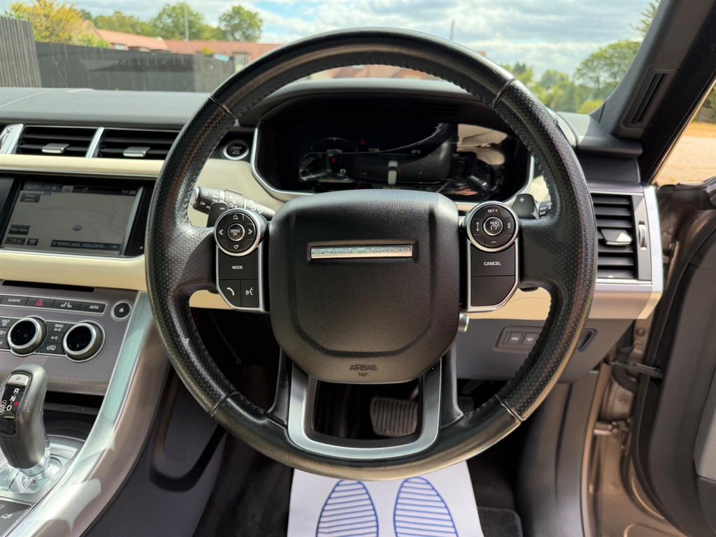 Land Rover Range Rover Sport Sdv6 Hse Dynamic Black #42