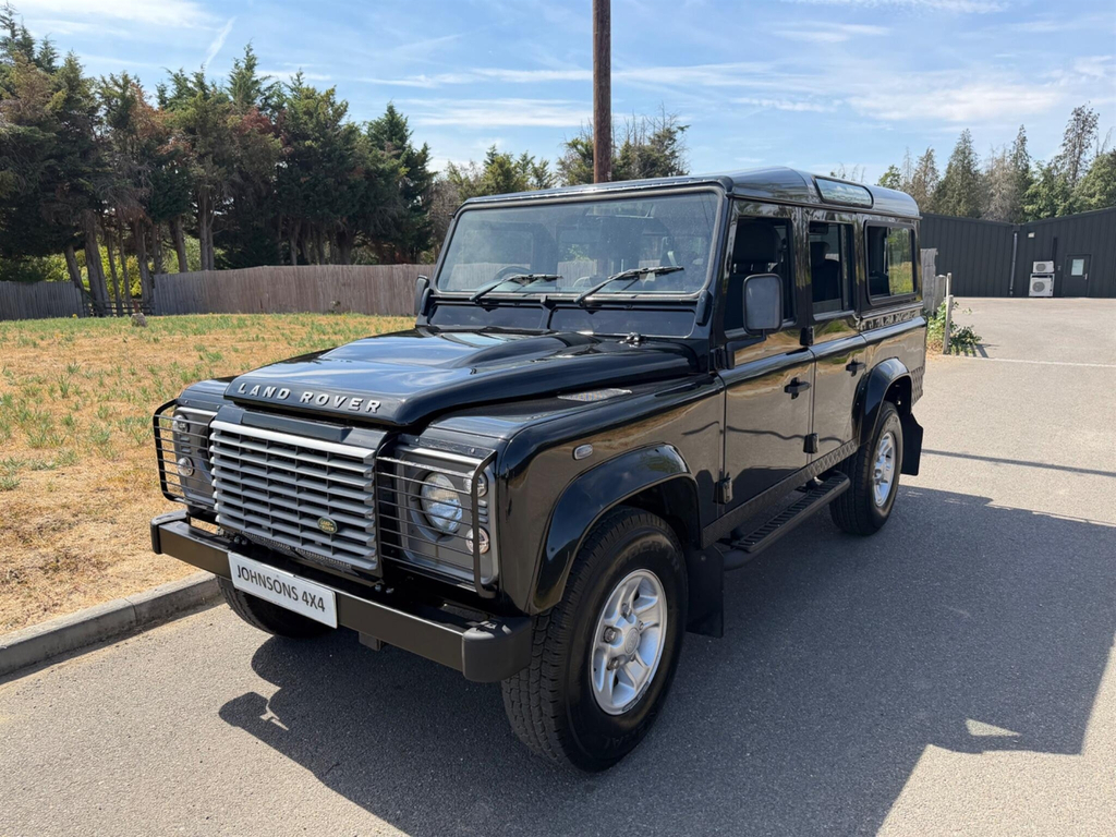 Land Rover Defender 110 2.4 Tdci Xs Station Wagon 4Wd Mwb Euro 4 