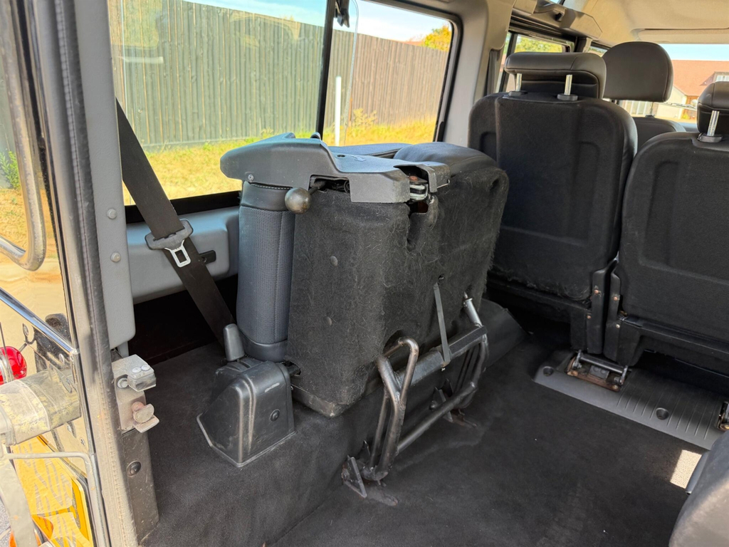 Land Rover Defender 110 Tdci Xs Silver #24