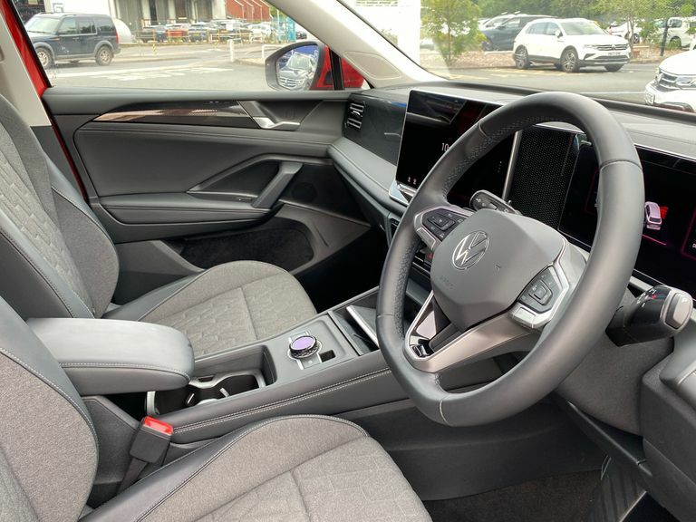 Volkswagen Tiguan 1.5 Etsi 150 Match Dsg DU24ANX Red #6