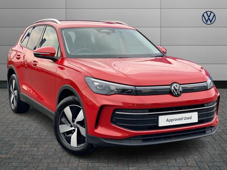 Volkswagen Tiguan 1.5 Etsi 150 Match Dsg DU24ANX Red