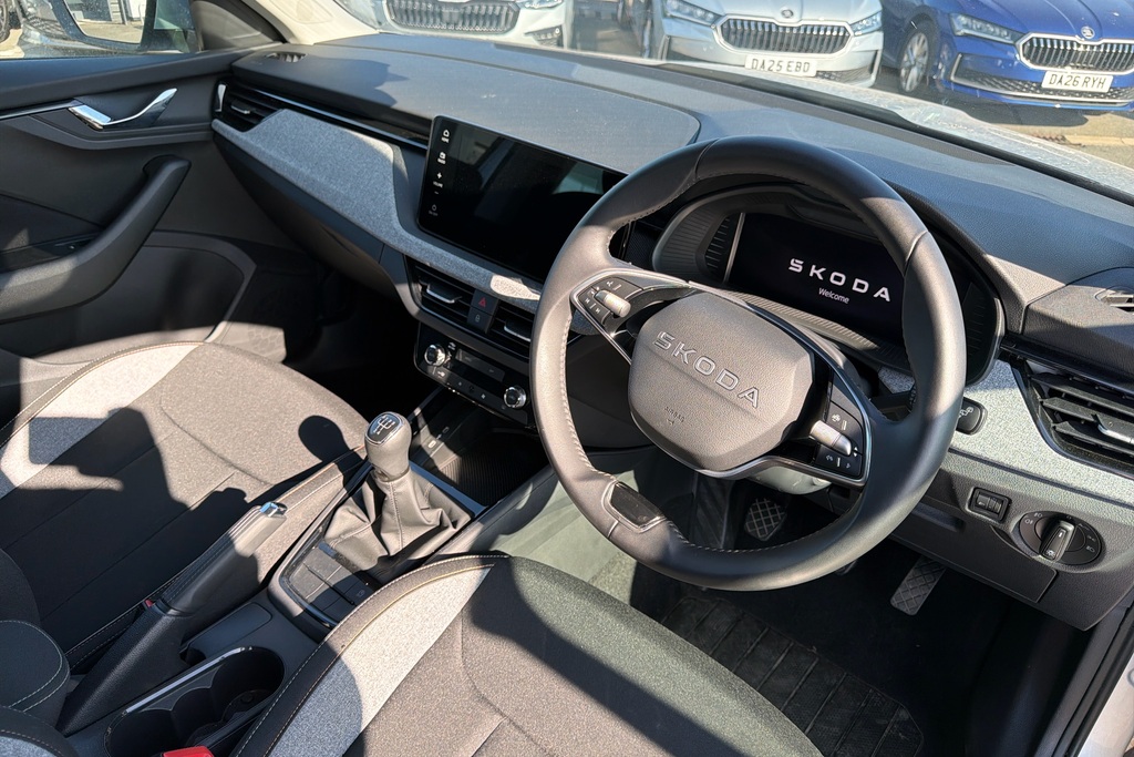 Skoda Kamiq 1.0 Tsi 95 Se Edition GK75KMV Silver #6