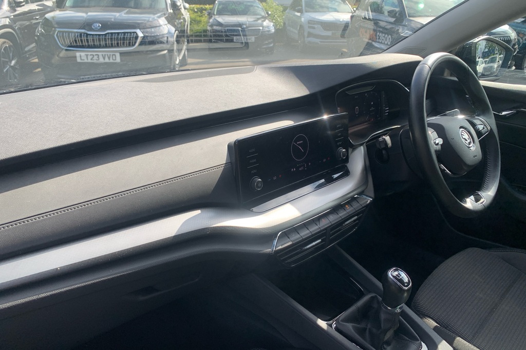 Skoda Octavia 1.0 Tsi Se First Edition Black #2