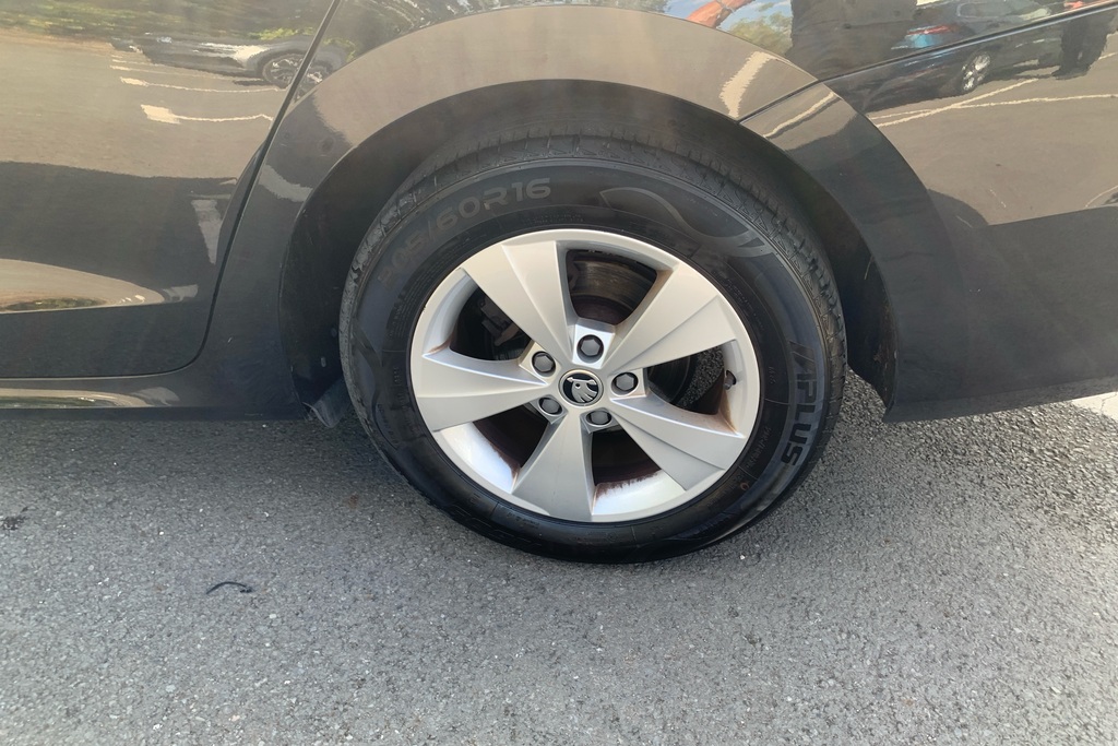 Skoda Octavia 1.0 Tsi Se First Edition Black #5
