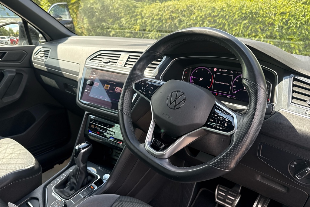 Volkswagen Tiguan 2.0 Tdi 4Motion R-line Dsg CF21YRN Black #6