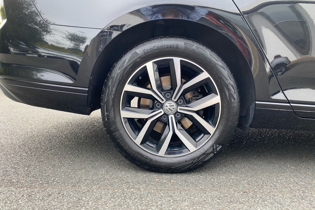 Volkswagen Passat 2.0 Tdi Evo Scr Sel Dsg Black #5