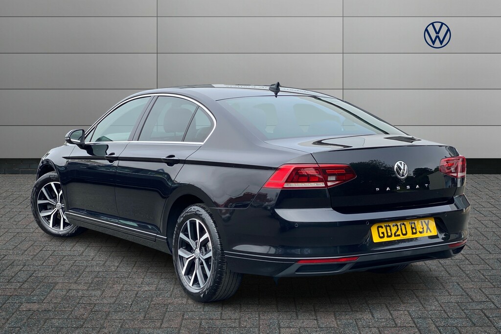Volkswagen Passat 2.0 Tdi Evo Scr Sel Dsg Black #3