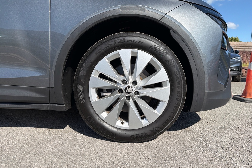 Skoda Elroq 125Kw 50 Se 55Kwh PK26HVV Grey #5