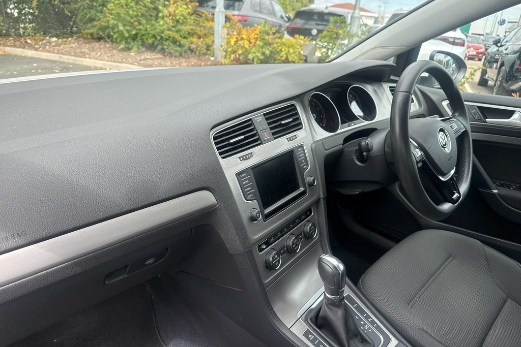 Volkswagen Golf 1.4 Tsi 125 Match Edition Dsg White #2