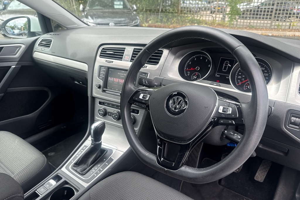 Volkswagen Golf 1.4 Tsi 125 Match Edition Dsg White #6