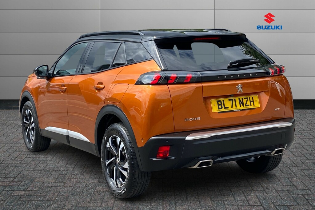 Peugeot 2008 1.2 Puretech 130 Gt Eat8 Orange #2
