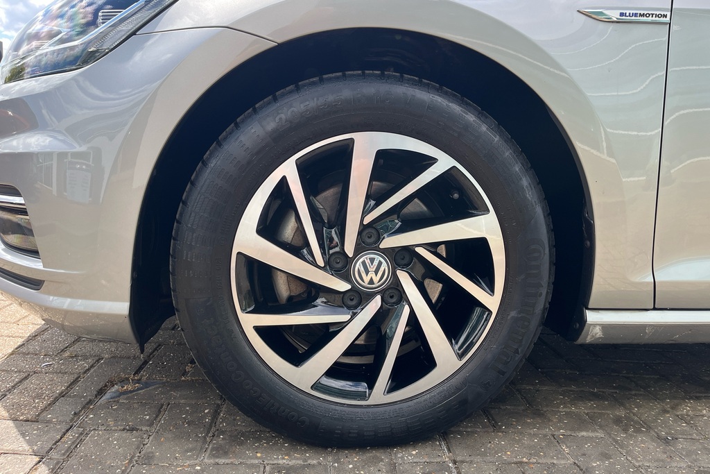 Volkswagen Golf 1.5 Tsi Evo Match Edition Silver #5