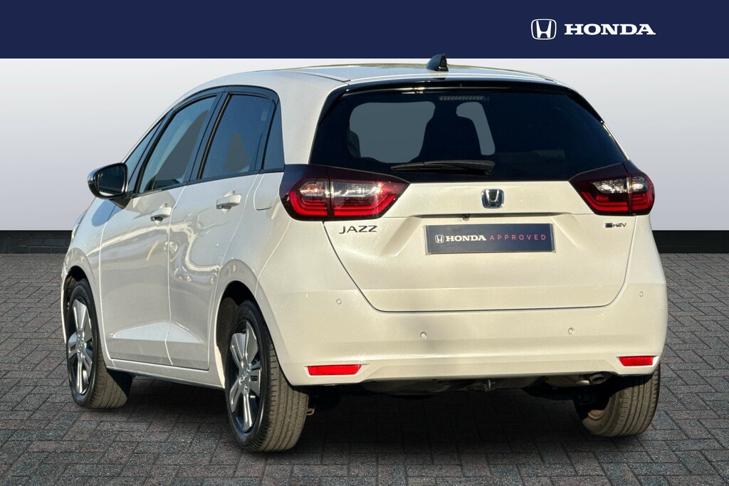 Honda Jazz 1.5 I-mmd Hybrid Ex Ecvt White #2