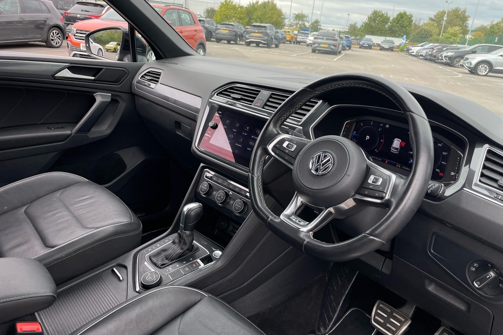 Volkswagen Tiguan 2.0 Tdi 150 4Motion R-line Tech Dsg DT19HYN Black #6
