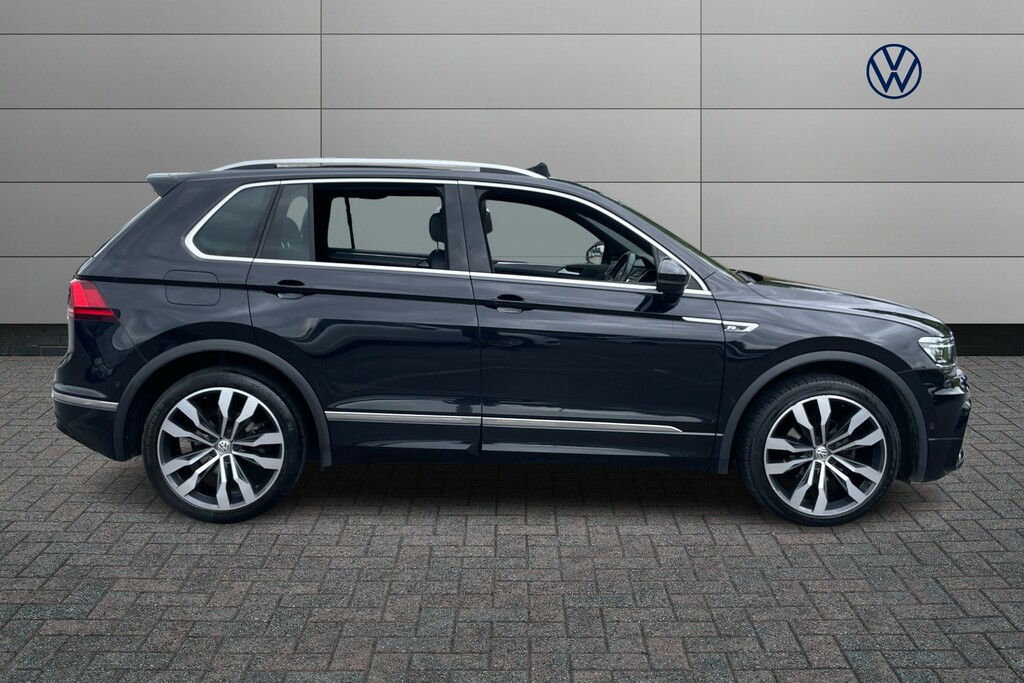 Volkswagen Tiguan 2.0 Tdi 150 4Motion R-line Tech Dsg DT19HYN Black #4