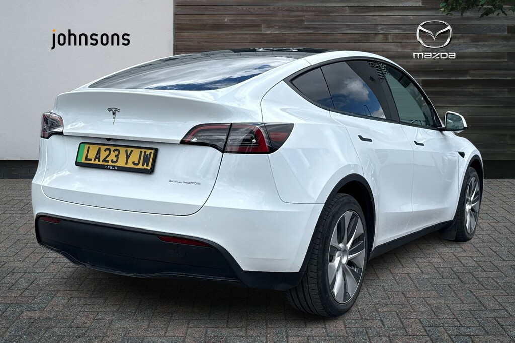 Tesla Model Y Long Range Awd LA23YJW White #5