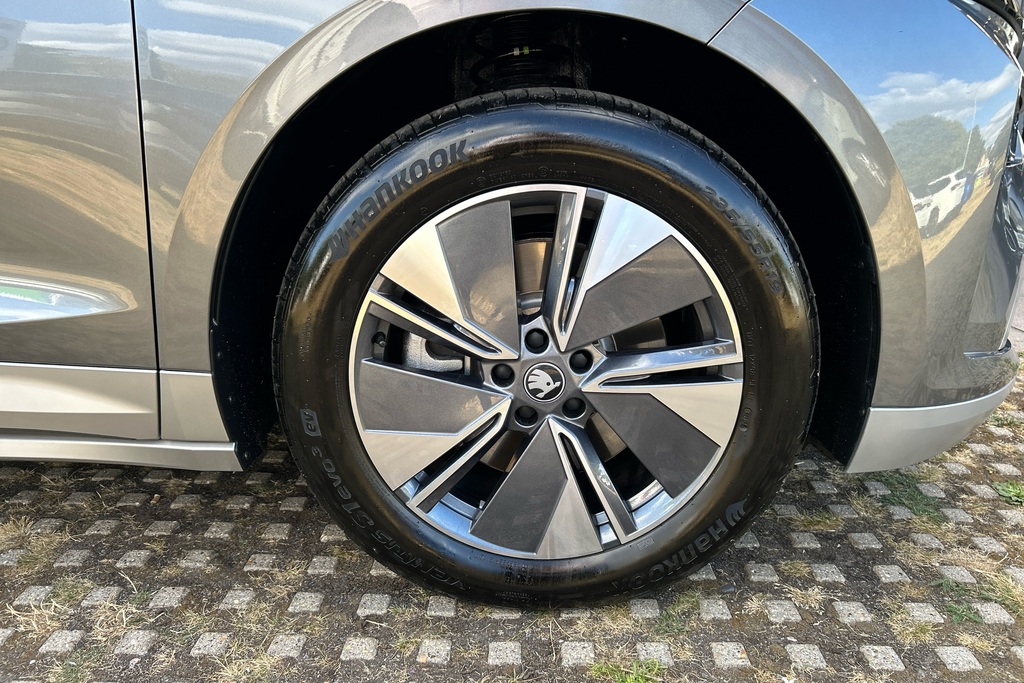 Skoda ENYAQ 210Kw 85 Edition 82Kwh BJ26PLO Grey #5