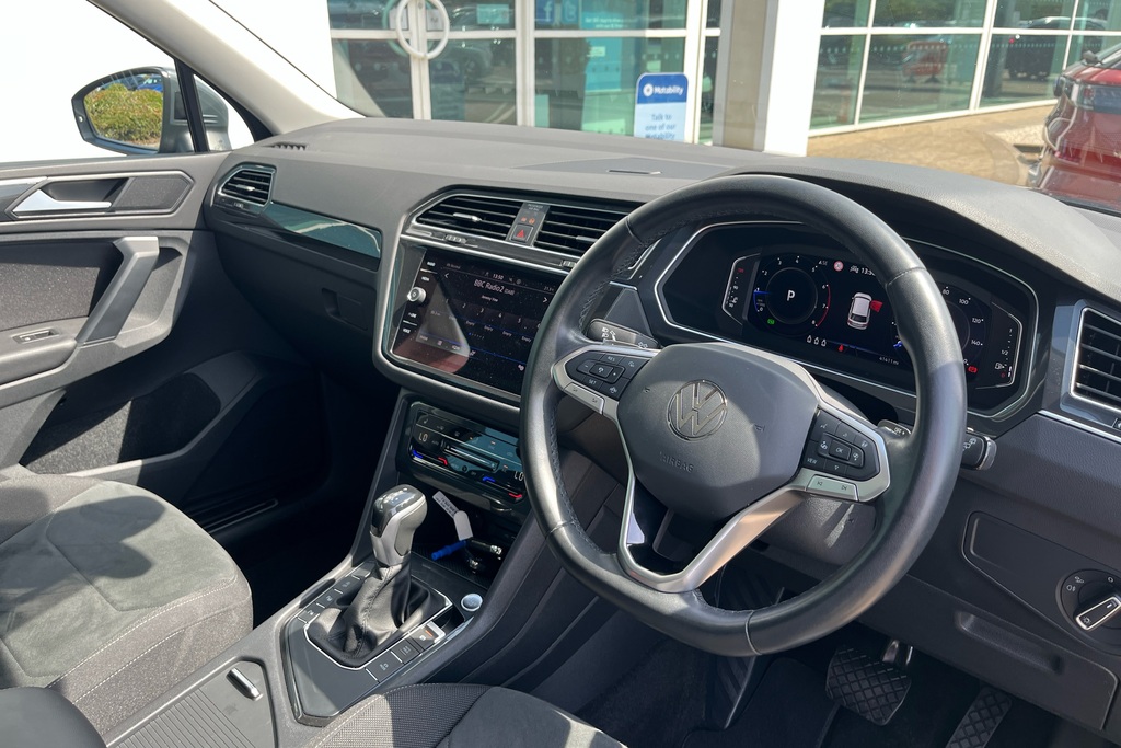 Volkswagen Tiguan 1.5 Tsi 150 Elegance Dsg BP22OTR Grey #6